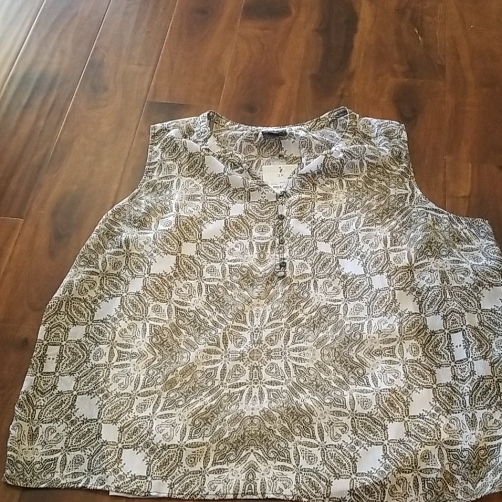 Liz Claiborne women's blouse